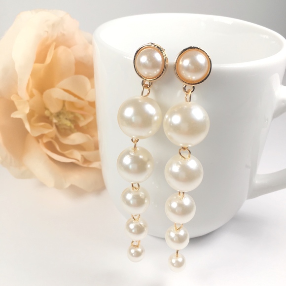 Pearl Cascade Drop Dangle Earrings - Picture 7 of 8